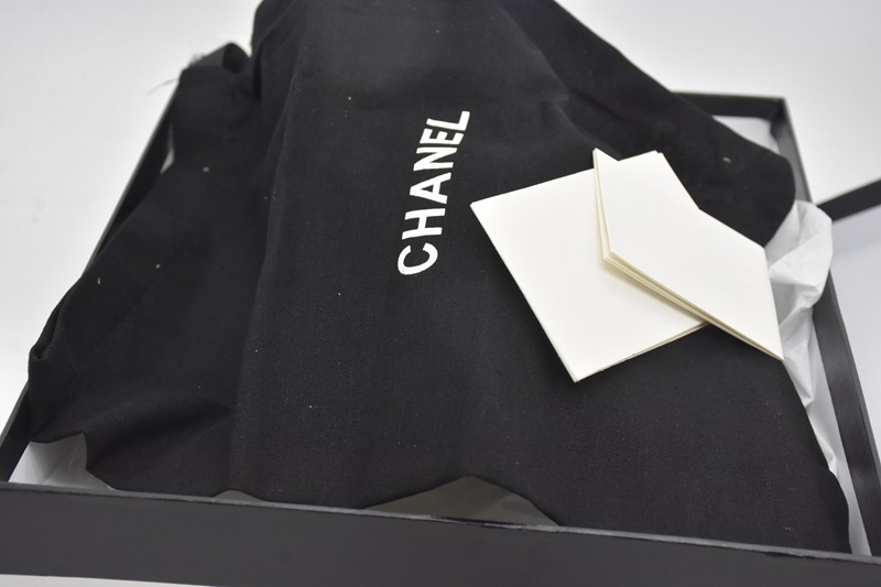 Chanel CC low-top sneakers
