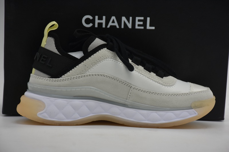 Chanel CC low-top sneakers