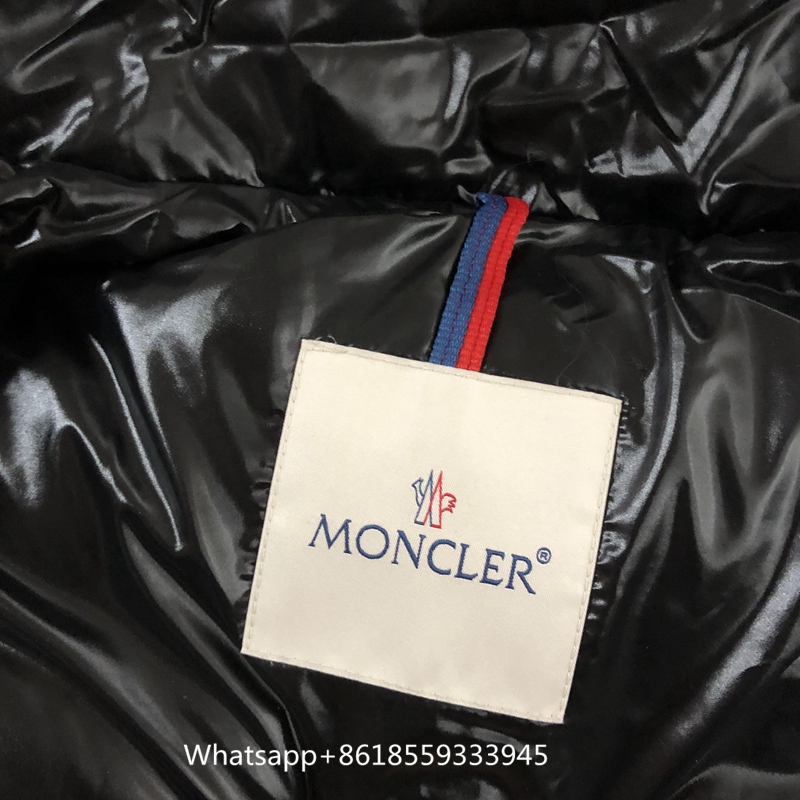 Moncler Corydale Short Down Jacket (21)