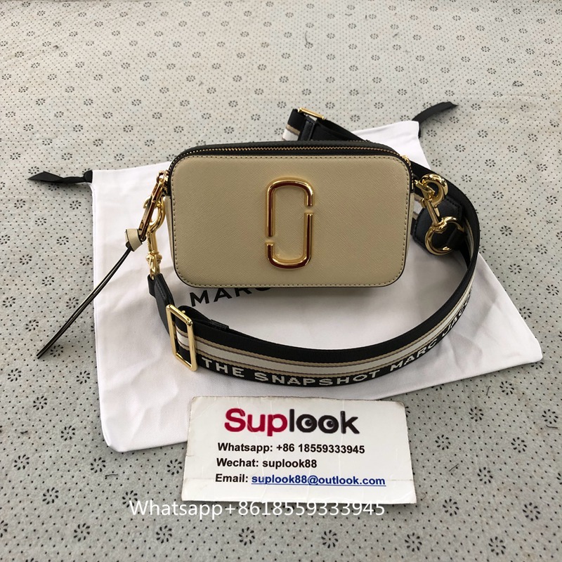 MARC JACOBS new cloud white leather the snapshot crossbody bag (1)