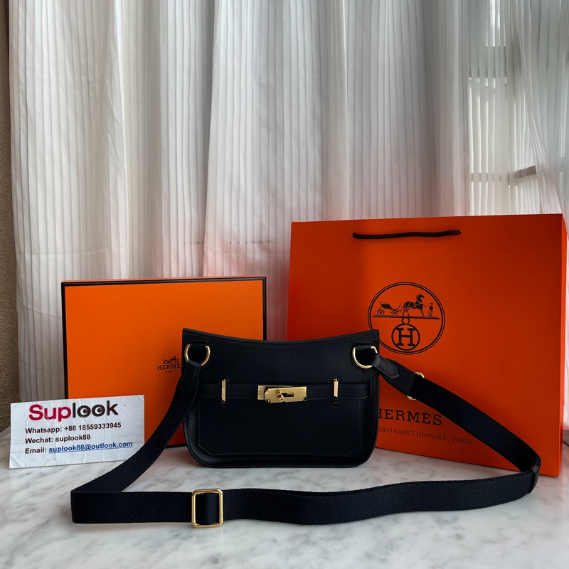 Hermes Jypsiere Mini Bag Noir (2)