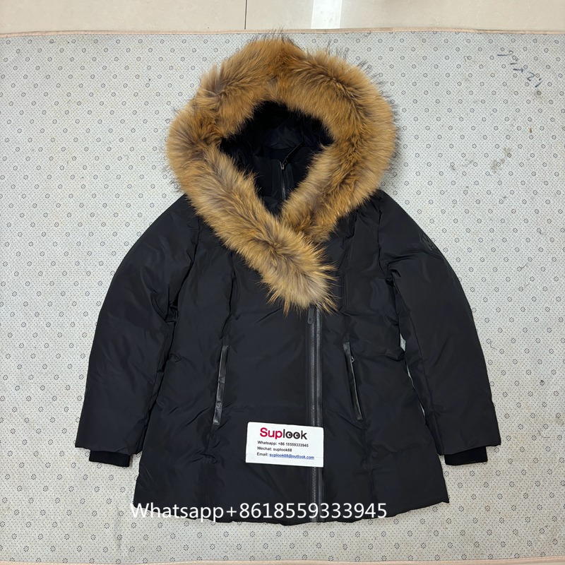 MACKAGE ADALI down coat with natural fur Signature Mackage Collar (1)