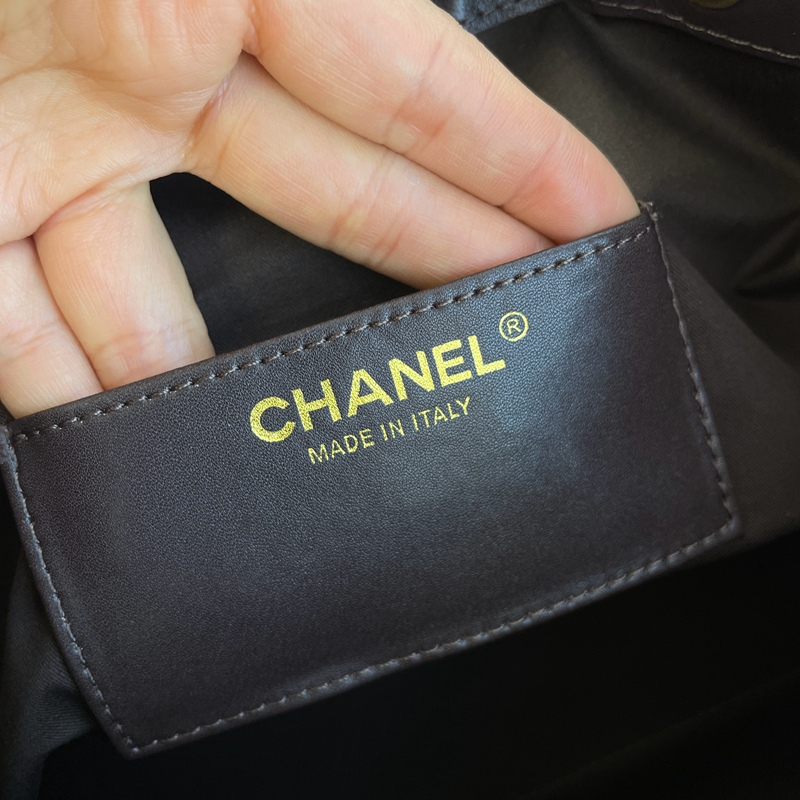 Chanel 25 Brown Suede Small (24)