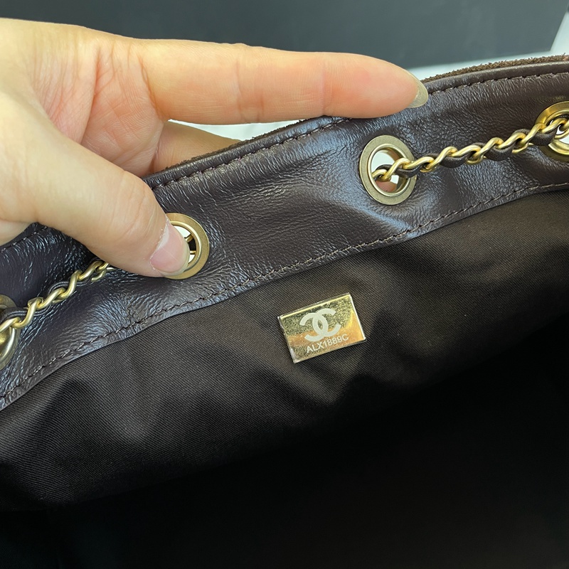 Chanel 25 Brown Suede Small (26)