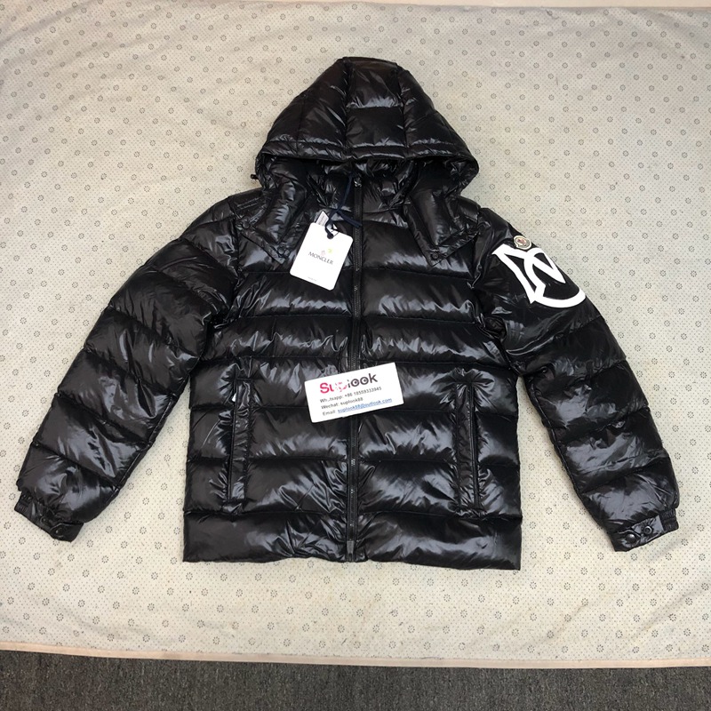 Moncler Quilted Shell Hooded Down Black Jacket (11)