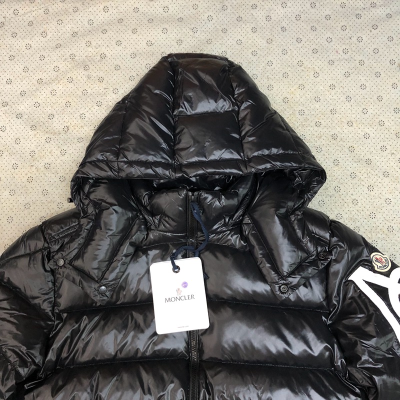 Moncler Quilted Shell Hooded Down Black Jacket (12)