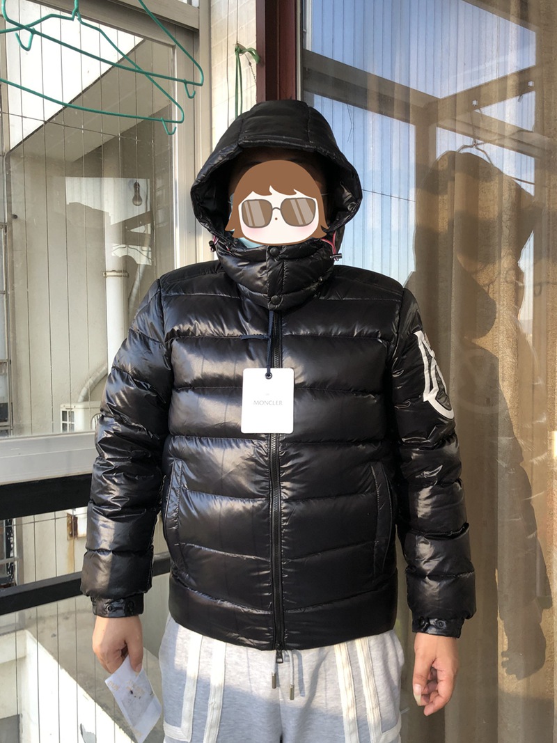Moncler Quilted Shell Hooded Down Black Jacket (2)