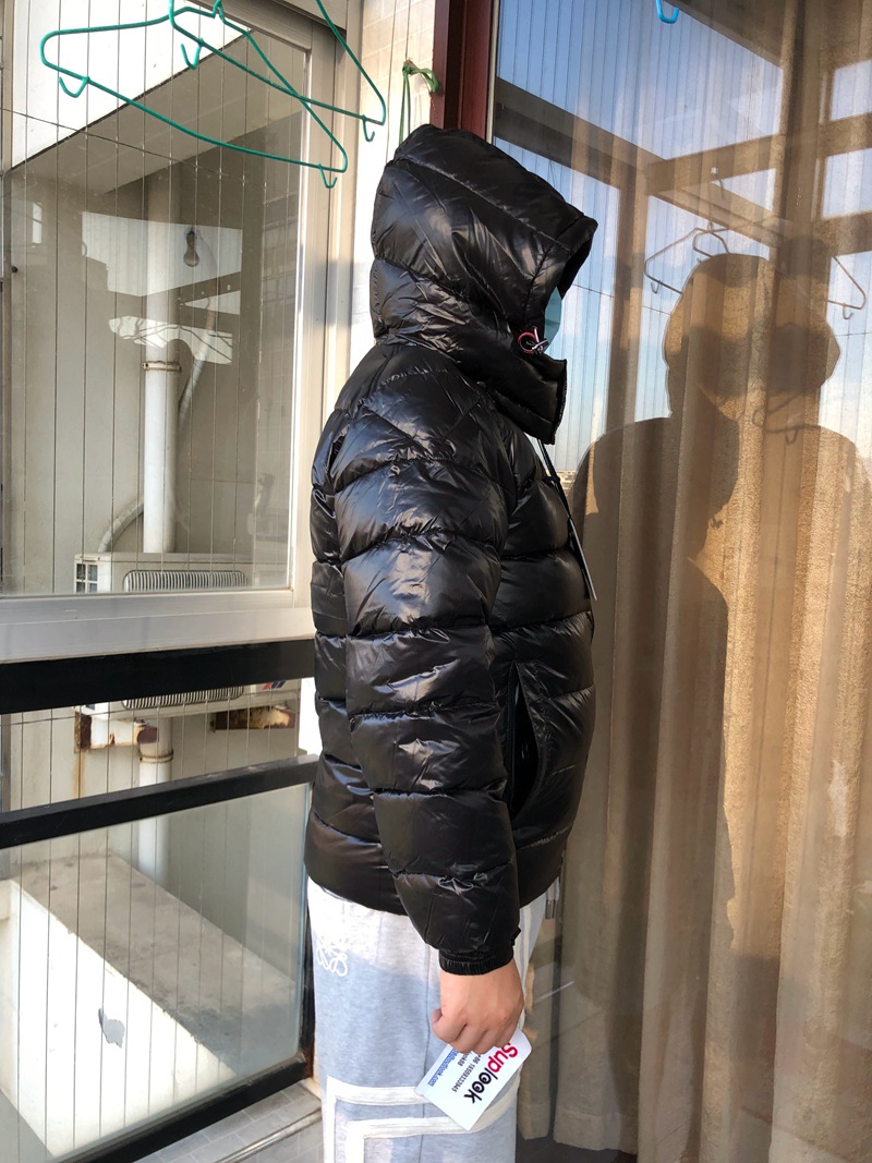 Moncler Quilted Shell Hooded Down Black Jacket (5)