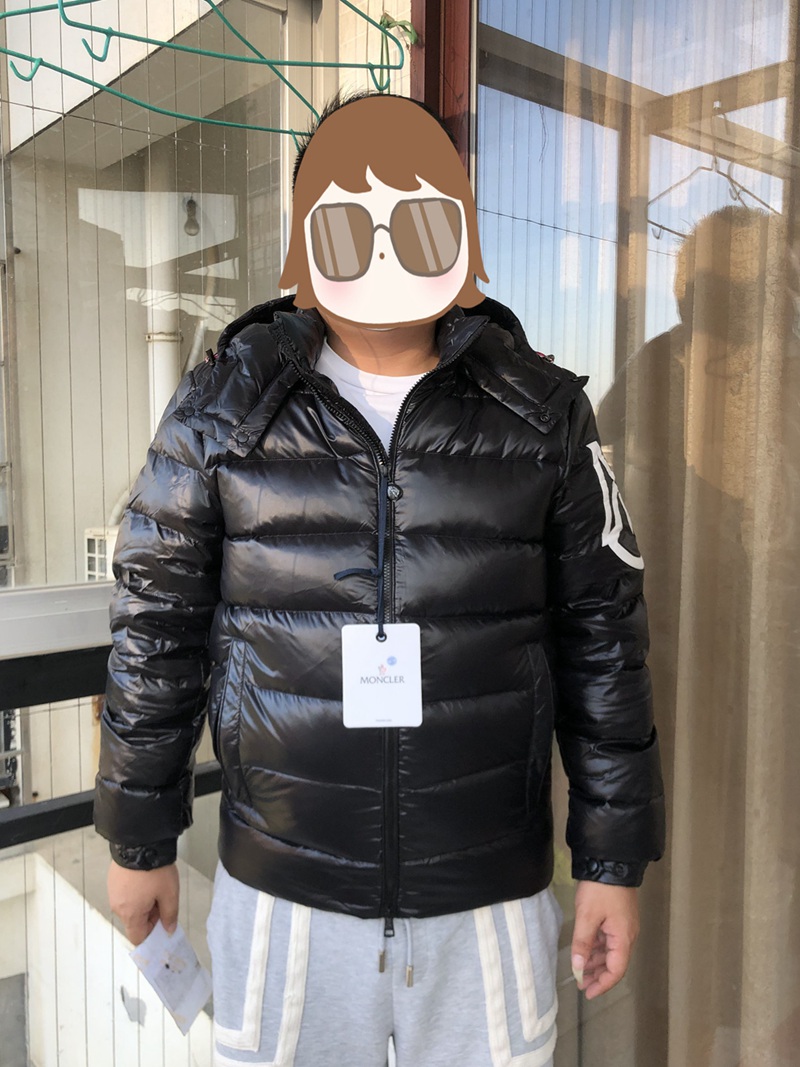 Moncler Quilted Shell Hooded Down Black Jacket (7)