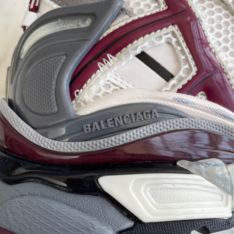 Balenciaga Runner Burgundy Grey (7)