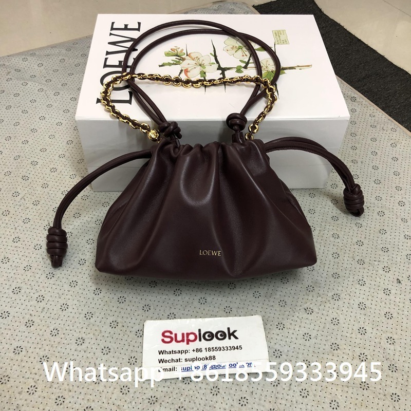 L-oewe Medium Flamenco purse in mellow nappa lambskin Dark Burgundy (2)