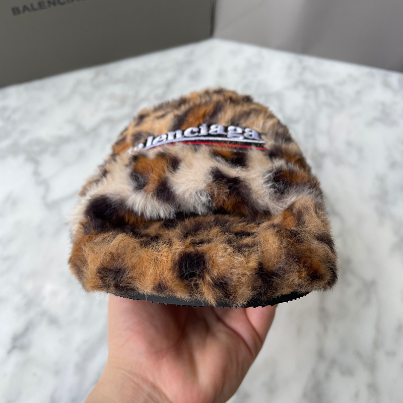 Balenciaga Leopard Print Fur Slides (7)