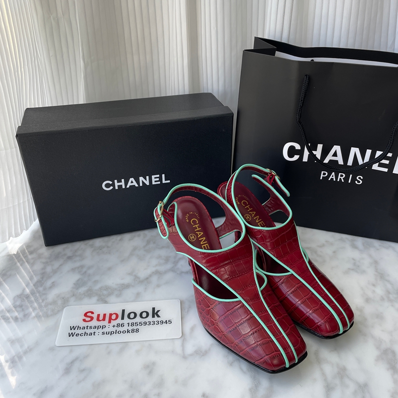 Chanel Slingbacks Crocodile Embossed Patent Calfskin (3)